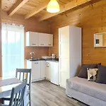 Lodge Eden - Domki, Pokoje, Apartamenty, Sauna, Jacuzzi *