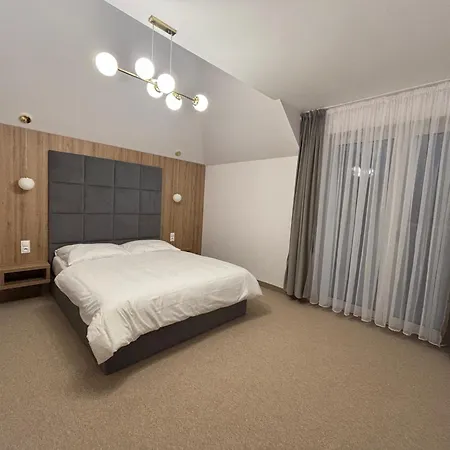 Eden - Domki, Pokoje, Apartamenty, Sauna, Jacuzzi Jastrzębia Góra