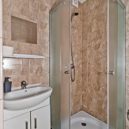 Chata Eden - Domki, Pokoje, Apartamenty, Sauna, Jacuzzi *