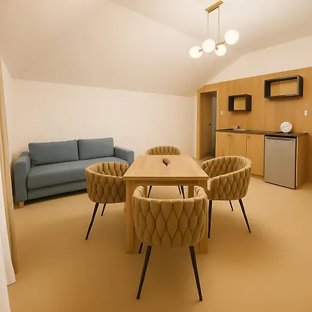 Eden - Domki, Pokoje, Apartamenty, Sauna, Jacuzzi Chata Jastrzębia Góra