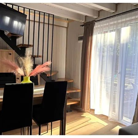 Eden - Domki, Pokoje, Apartamenty, Sauna, Jacuzzi