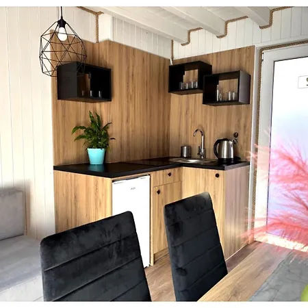 Lodge Eden - Domki, Pokoje, Apartamenty, Sauna, Jacuzzi *