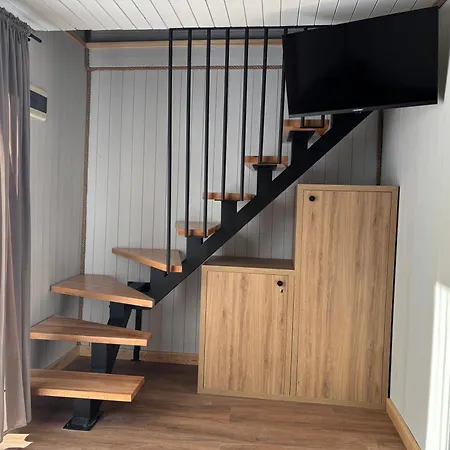 Chata Eden - Domki, Pokoje, Apartamenty, Sauna, Jacuzzi Jastrzębia Góra