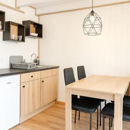 Eden - Domki, Pokoje, Apartamenty, Sauna, Jacuzzi Lodge