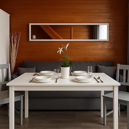 Eden - Domki, Pokoje, Apartamenty, Sauna, Jacuzzi * Jastrzębia Góra