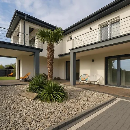 Eden - Domki, Pokoje, Apartamenty, Sauna, Jacuzzi Jastrzębia Góra