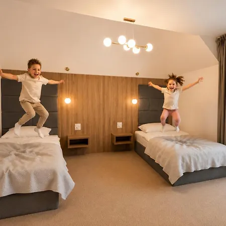 Eden - Domki, Pokoje, Apartamenty, Sauna, Jacuzzi Chata