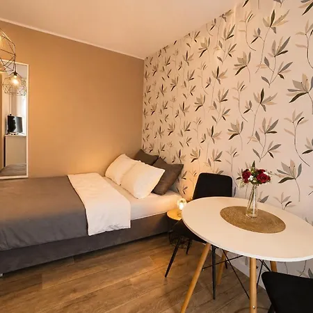 Eden - Domki, Pokoje, Apartamenty, Sauna, Jacuzzi Orman Evi Jastrzębia Góra