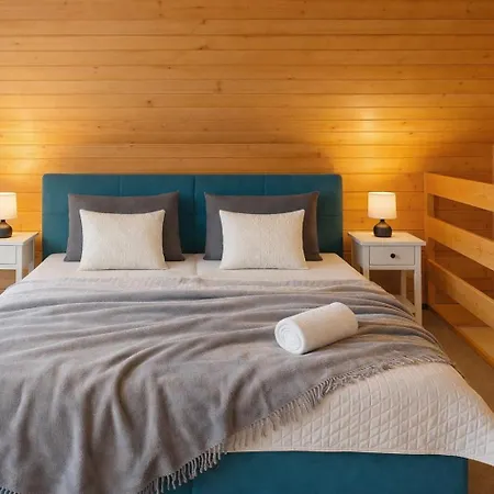 Eden - Domki, Pokoje, Apartamenty, Sauna, Jacuzzi Jastrzębia Góra