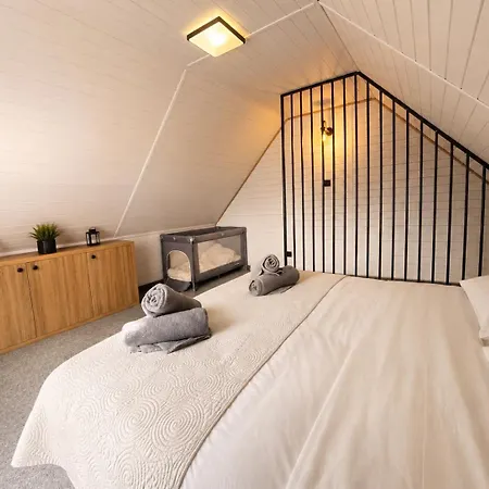 Eden - Domki, Pokoje, Apartamenty, Sauna, Jacuzzi