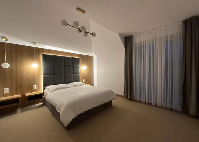 Eden - Domki, Pokoje, Apartamenty, Sauna, Jacuzzi * Jastrzębia Góra