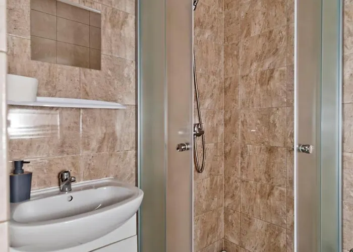 Alojamento de Turismo Selvagem Eden - Domki, Pokoje, Apartamenty, Sauna, Jacuzzi *