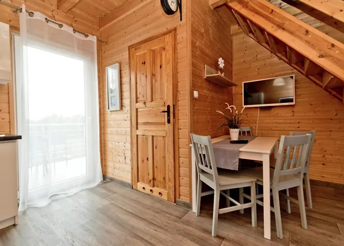 Alojamento de Turismo Selvagem Eden - Domki, Pokoje, Apartamenty, Sauna, Jacuzzi Jastrzębia Góra