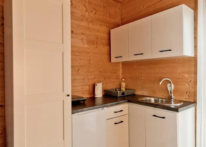 Eden - Domki, Pokoje, Apartamenty, Sauna, Jacuzzi