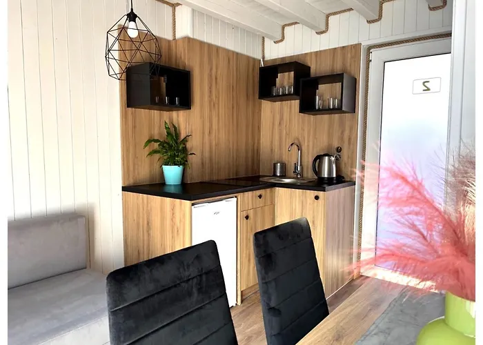 Alojamento de Turismo Selvagem Eden - Domki, Pokoje, Apartamenty, Sauna, Jacuzzi *