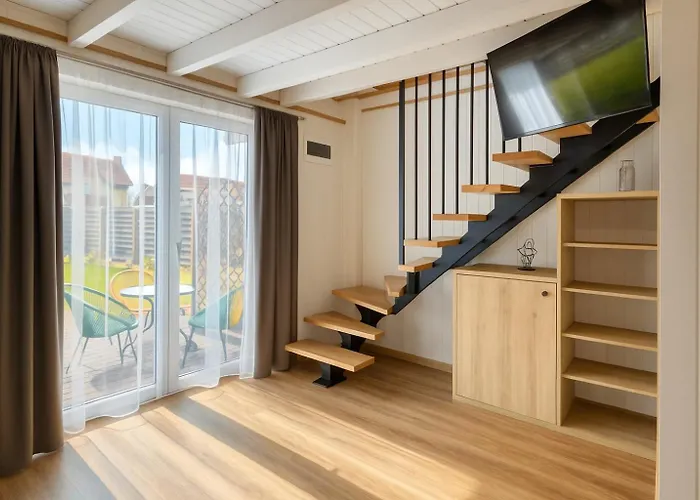 Eden - Domki, Pokoje, Apartamenty, Sauna, Jacuzzi * Jastrzębia Góra