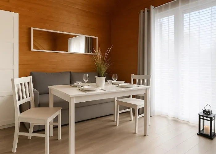 Eden - Domki, Pokoje, Apartamenty, Sauna, Jacuzzi ロッジ Jastrzębia Góra