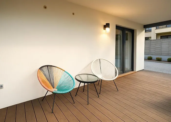 Eden - Domki, Pokoje, Apartamenty, Sauna, Jacuzzi * Jastrzębia Góra